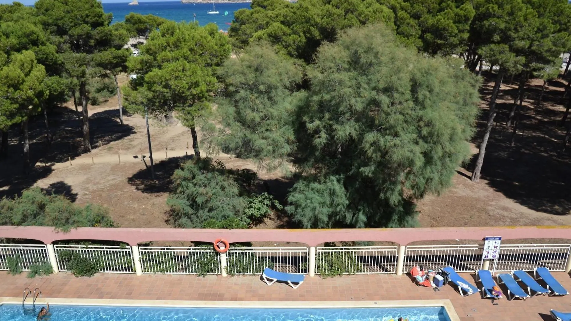 Pineda Beach 43, L'Estartit - Centro - Es-323-49 0*,