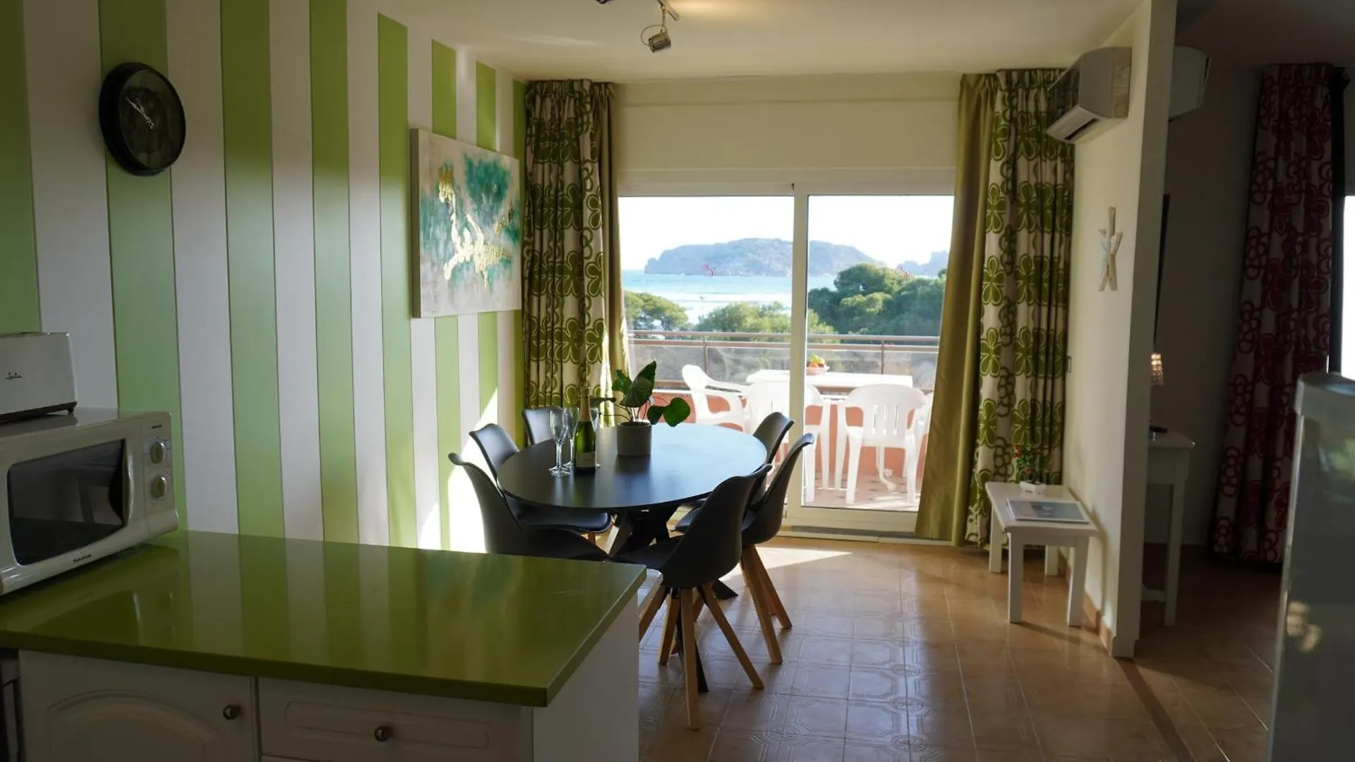 Pineda Beach 43, L'Estartit - Centro - Es-323-49 Apartment
