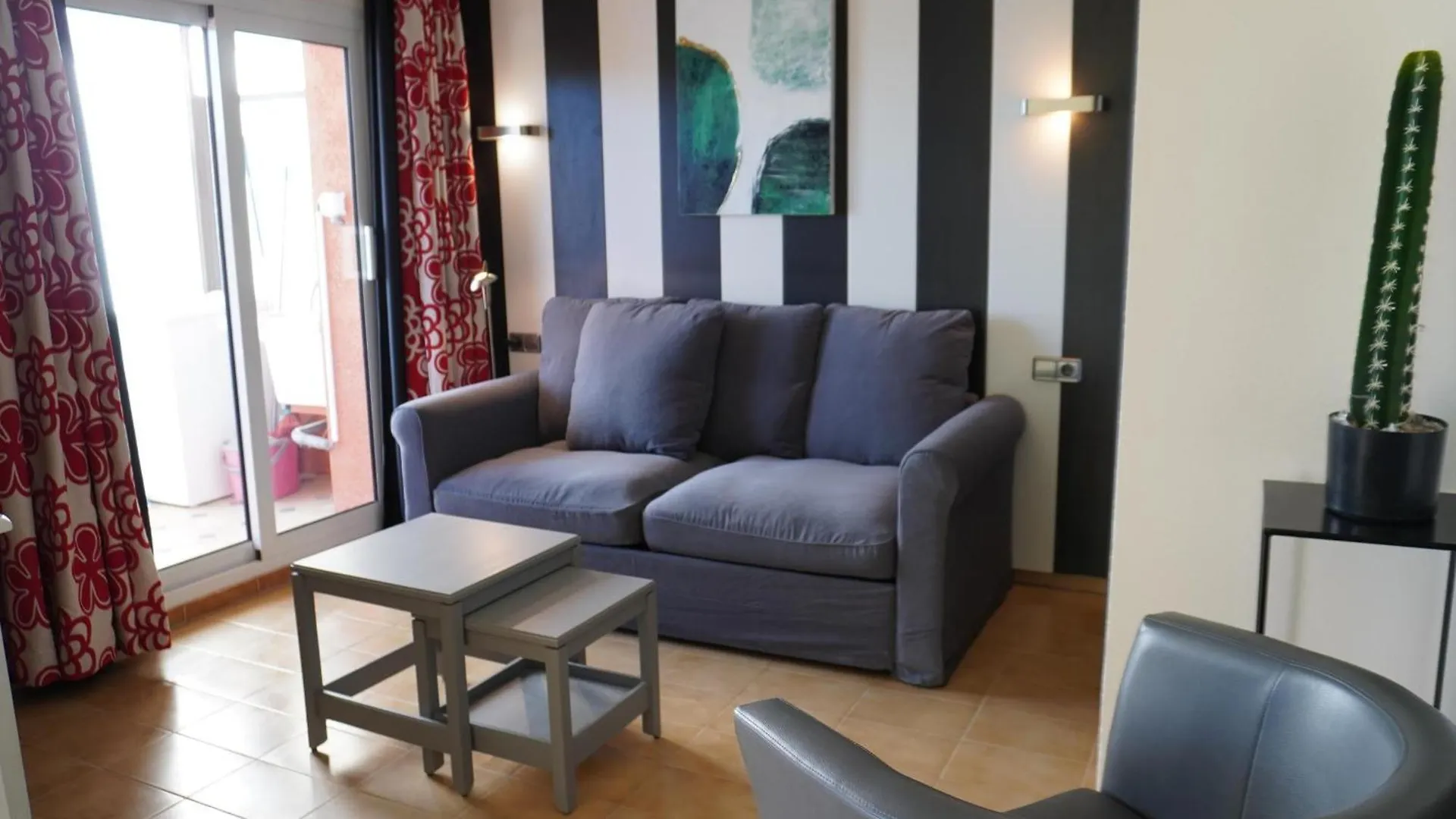 Apartment Pineda Beach 43, L'Estartit - Centro - Es-323-49