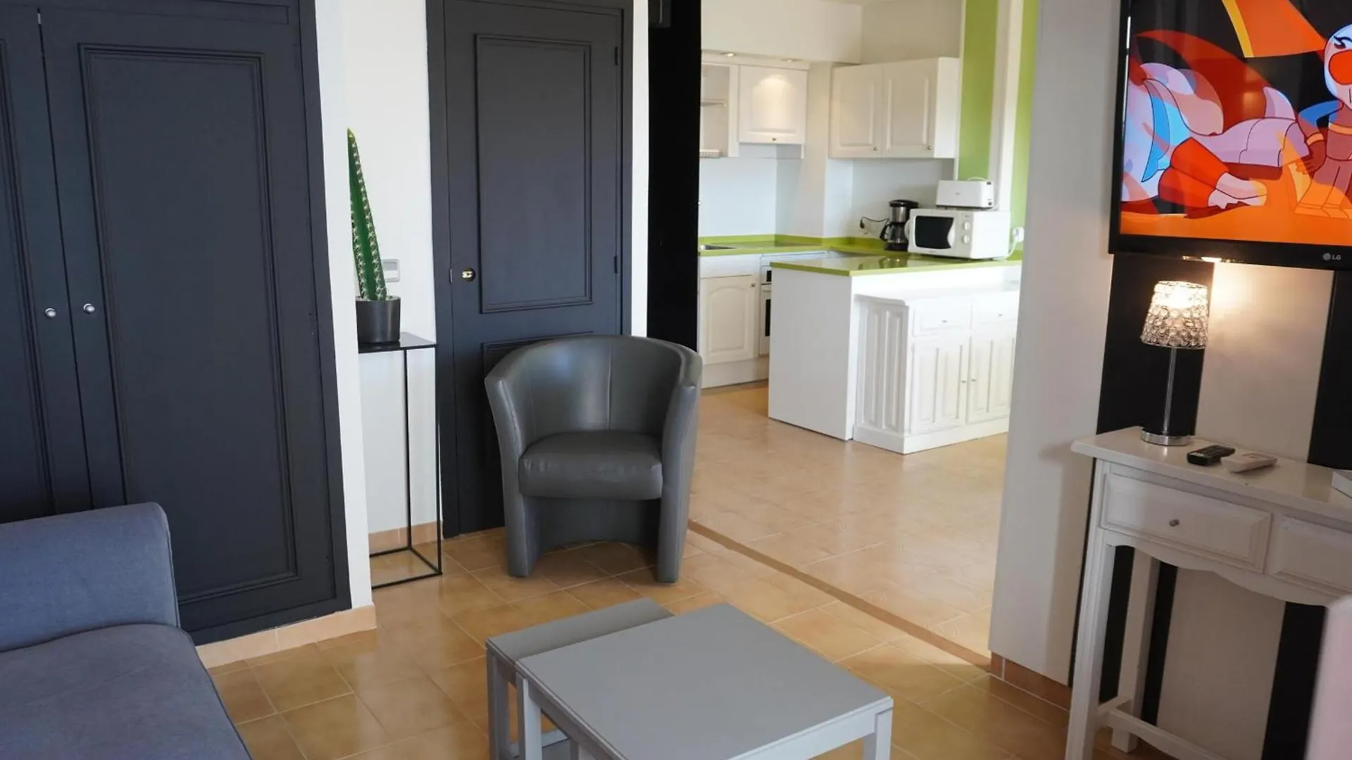 Apartment Pineda Beach 43, L'Estartit - Centro - Es-323-49